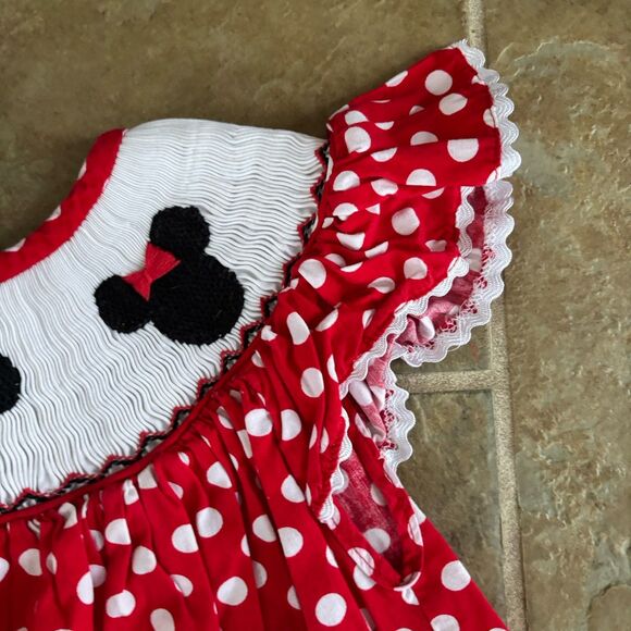 Minnie Mouse Smocked Dress Girls Size 5T Pleats And Stitches Disney Cute - Picture 8 of 8